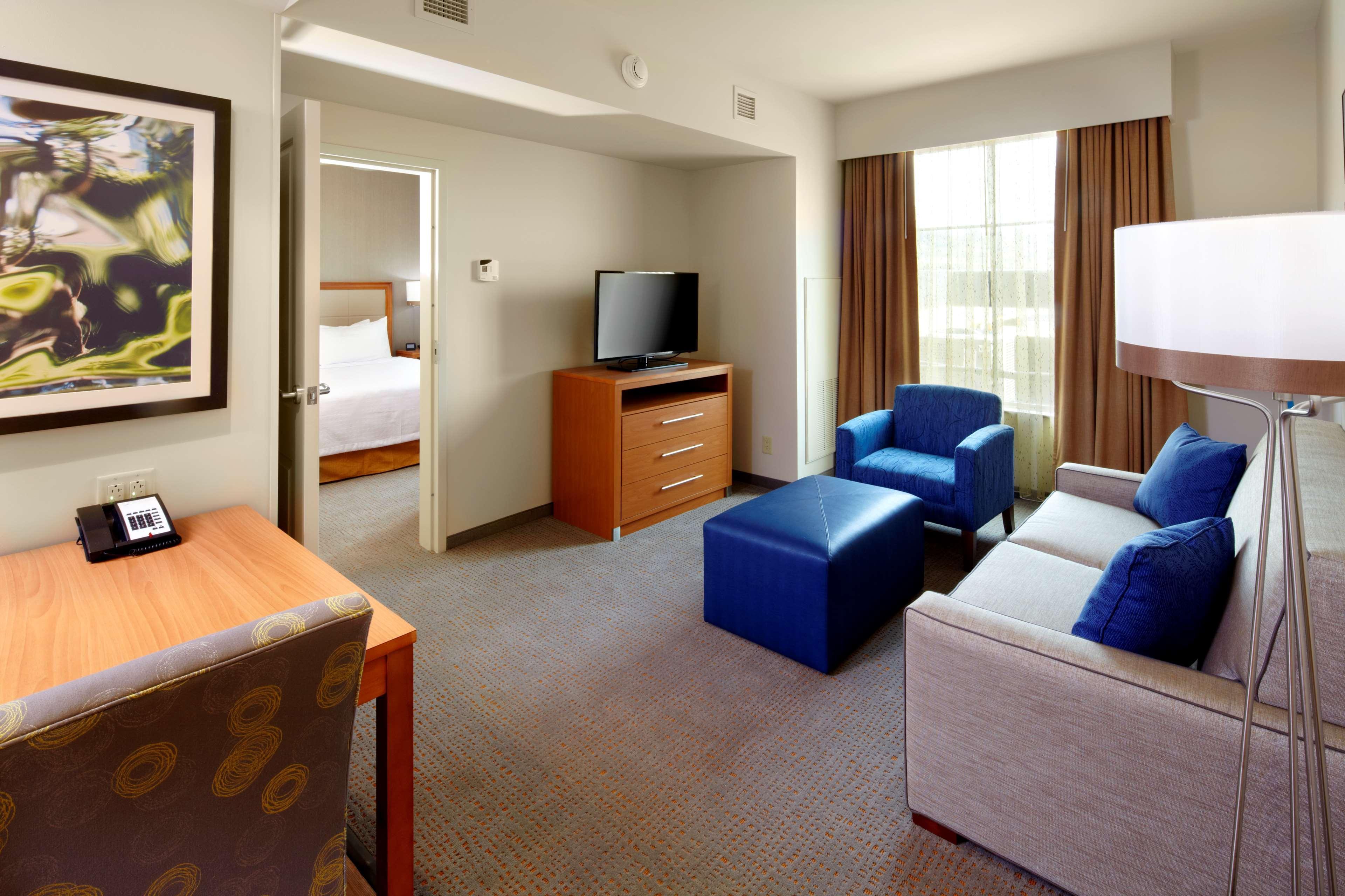 Homewood By Hilton Pittsburgh Airport/robinson Mall Area Hotel
