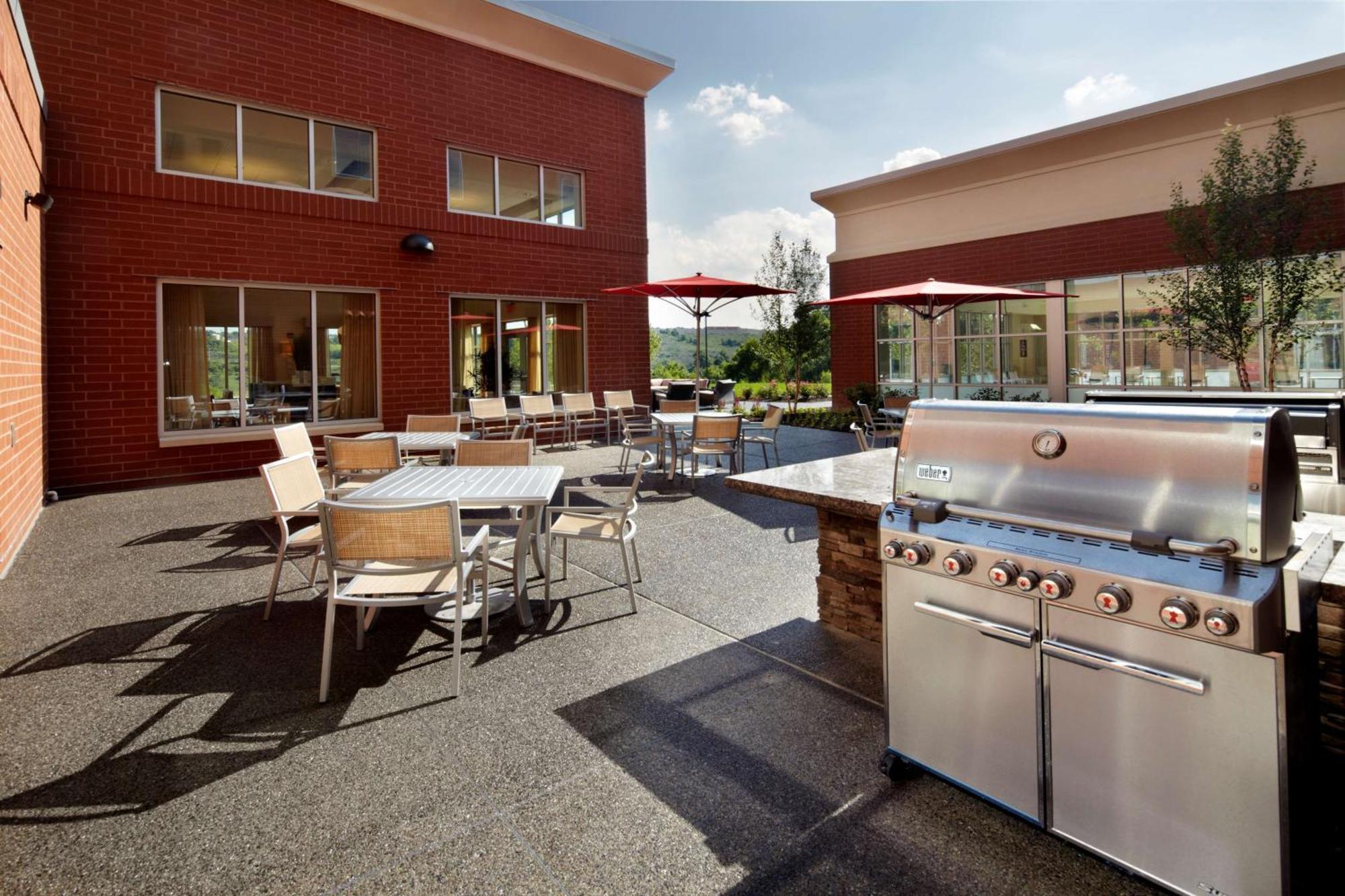 Homewood By Hilton Pittsburgh Airport/robinson Mall Area Hotel 3*